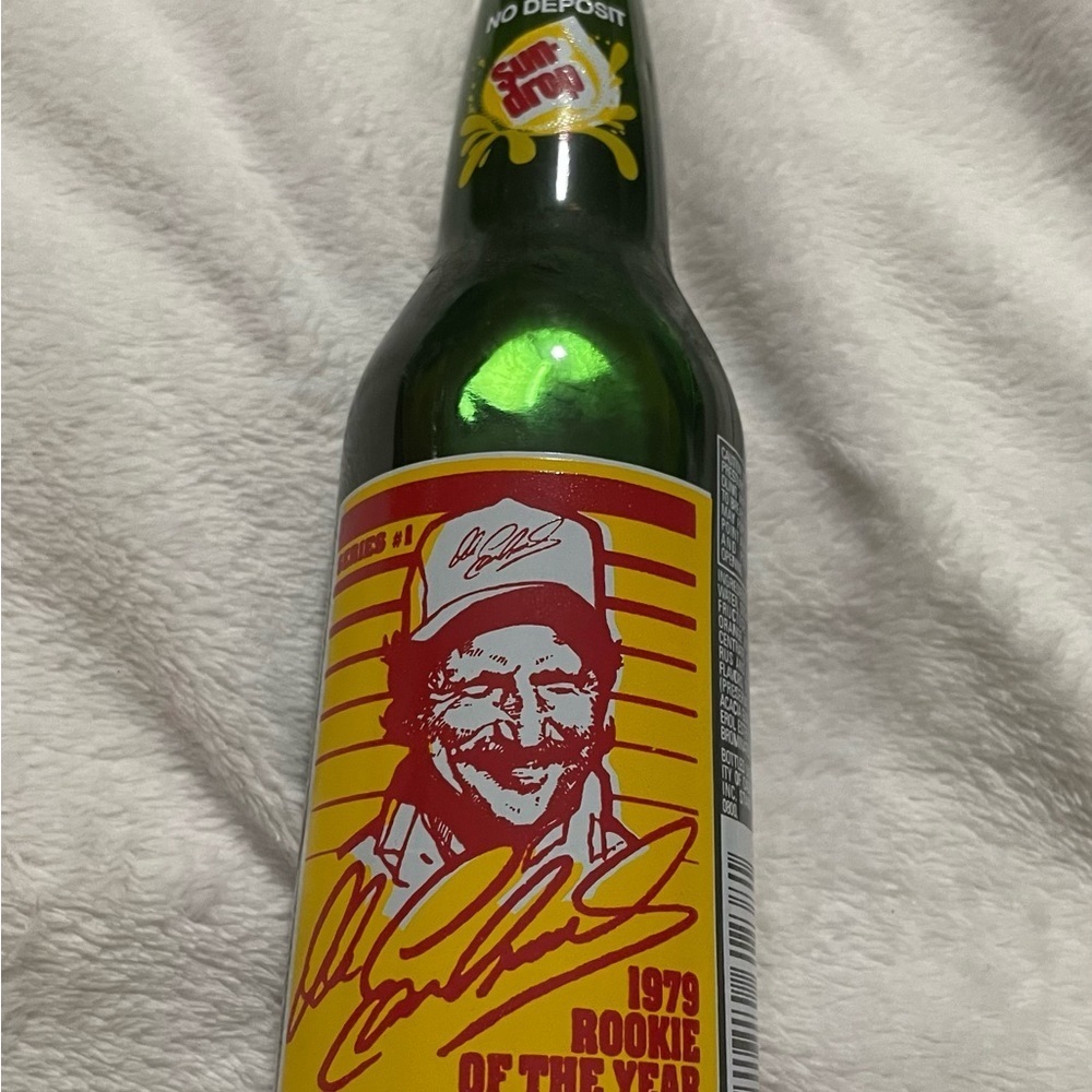 Sun Drop Dale Earnhardt Collectible 1979 Rookie of the Year Bottle - Picture 5 of 5